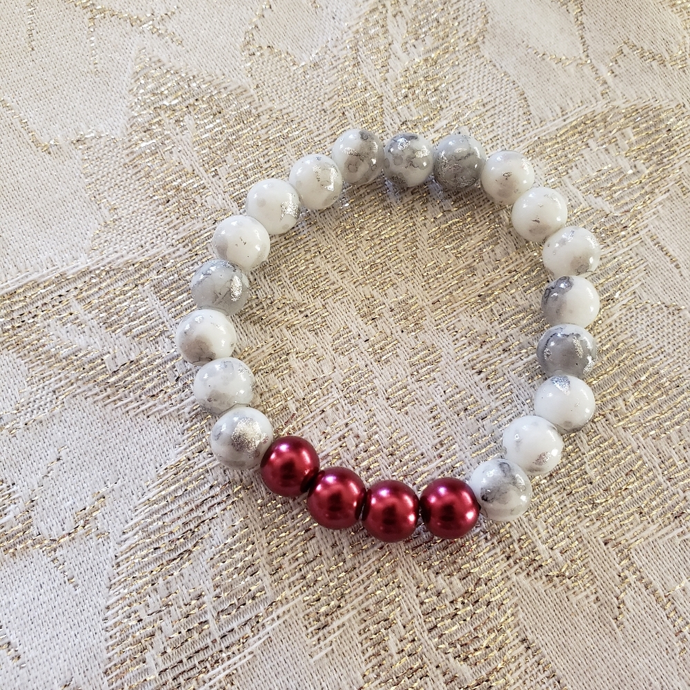 Bracelets - Picture 2 of 4